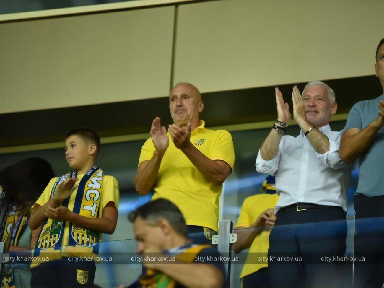 За даними "Інтерфакс-Україна", правоохоронці вже встановили, що Ярославський (у центрі) був на місці ДТП у момент події