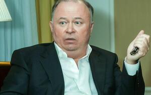 Альфред Кох був одним із тих, хто призвів до "брязкання зброєю" в окупованому Росією Криму, переконаний Андрій Караулов (на фото)