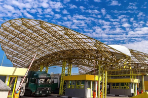 В Украине функционируют 100 пунктов пропуска для автомобильного сообщения