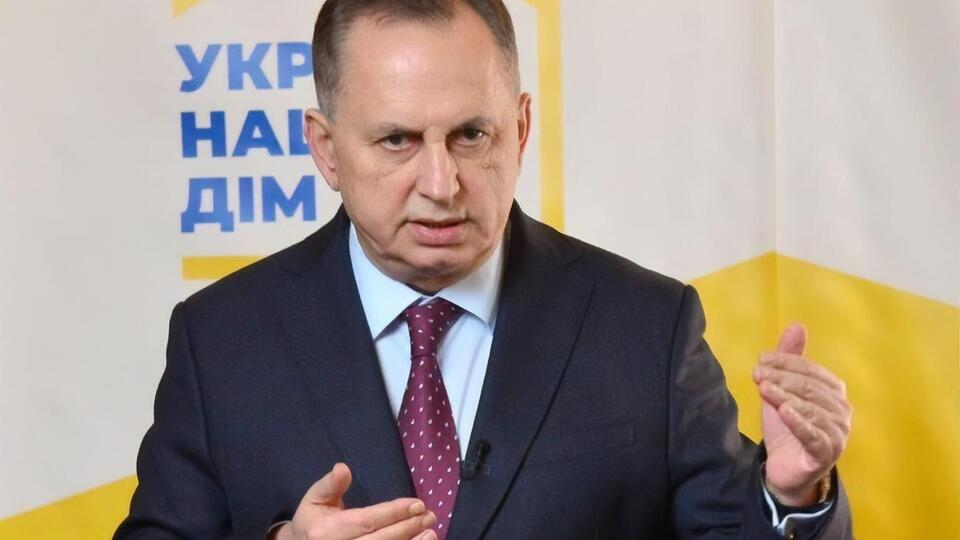 Колесніков заявив, що жоден із п'яти попередніх президентів України "не дозволяв собі займатися закриттям телеканалів"