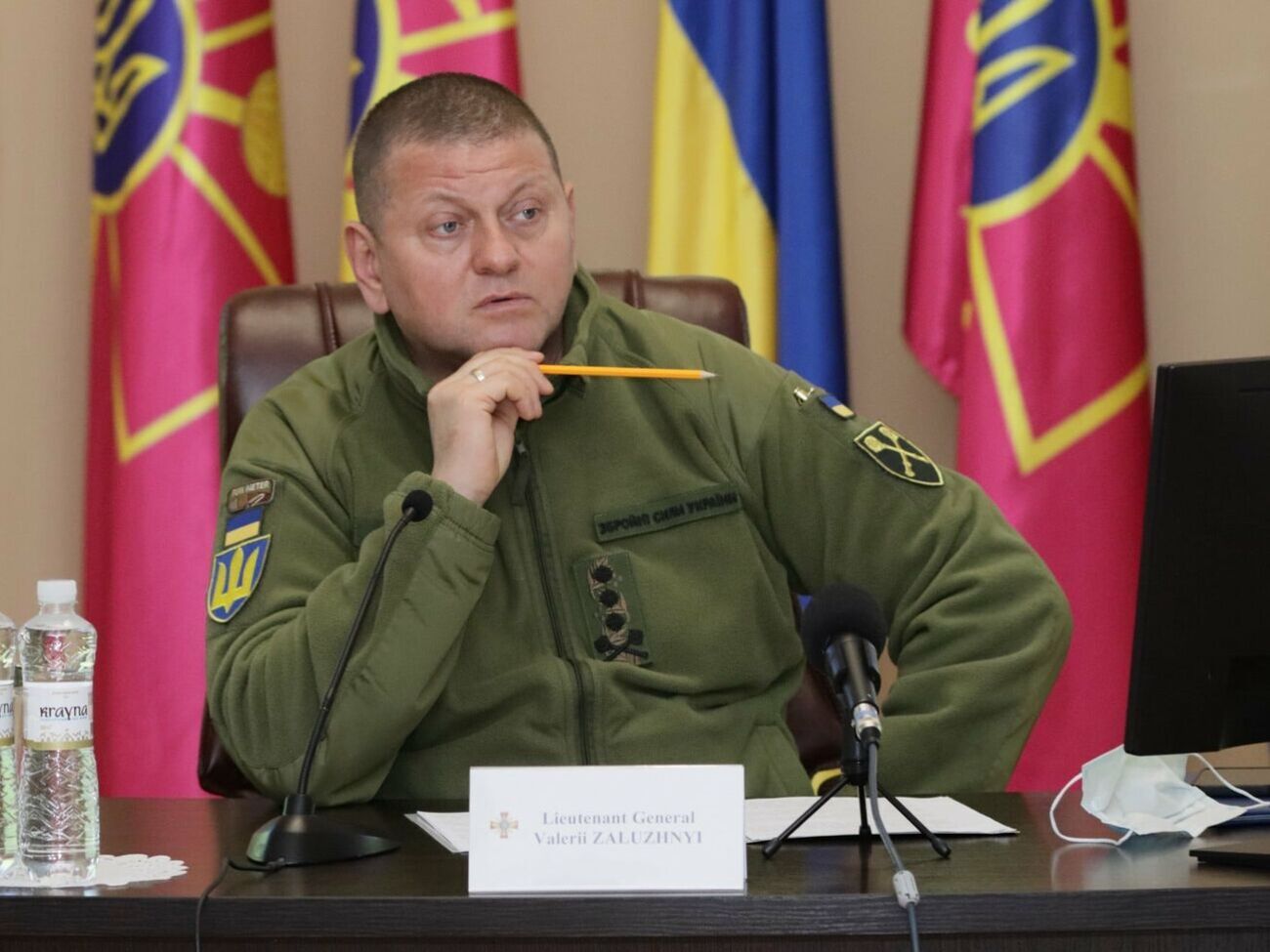 Залужный отметил, что только 7,5% от общего количества резервистов заключили контракты на прохождение военной службы в резерве