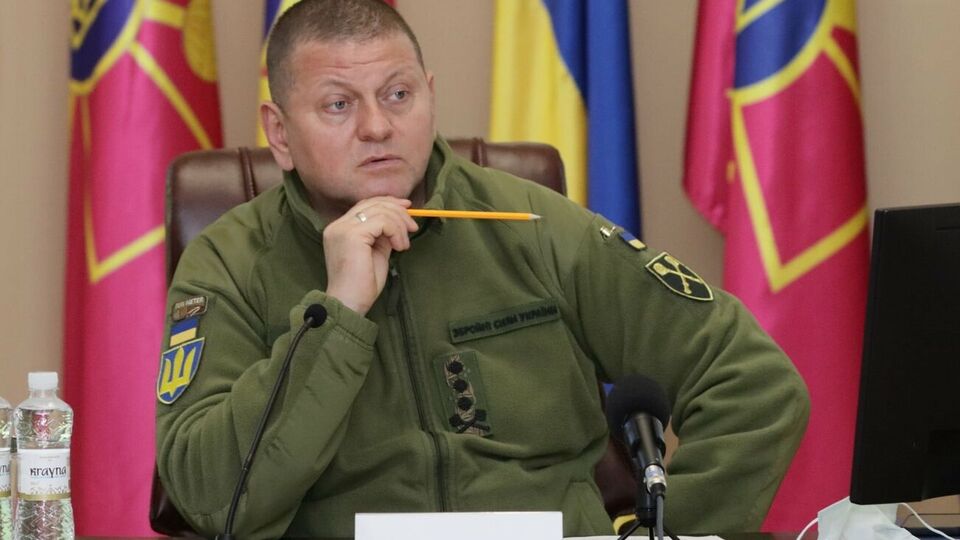 Залужний зазначив, що лише 7,5% від загальної кількості резервістів уклали контракти на проходження військової служби в резерві