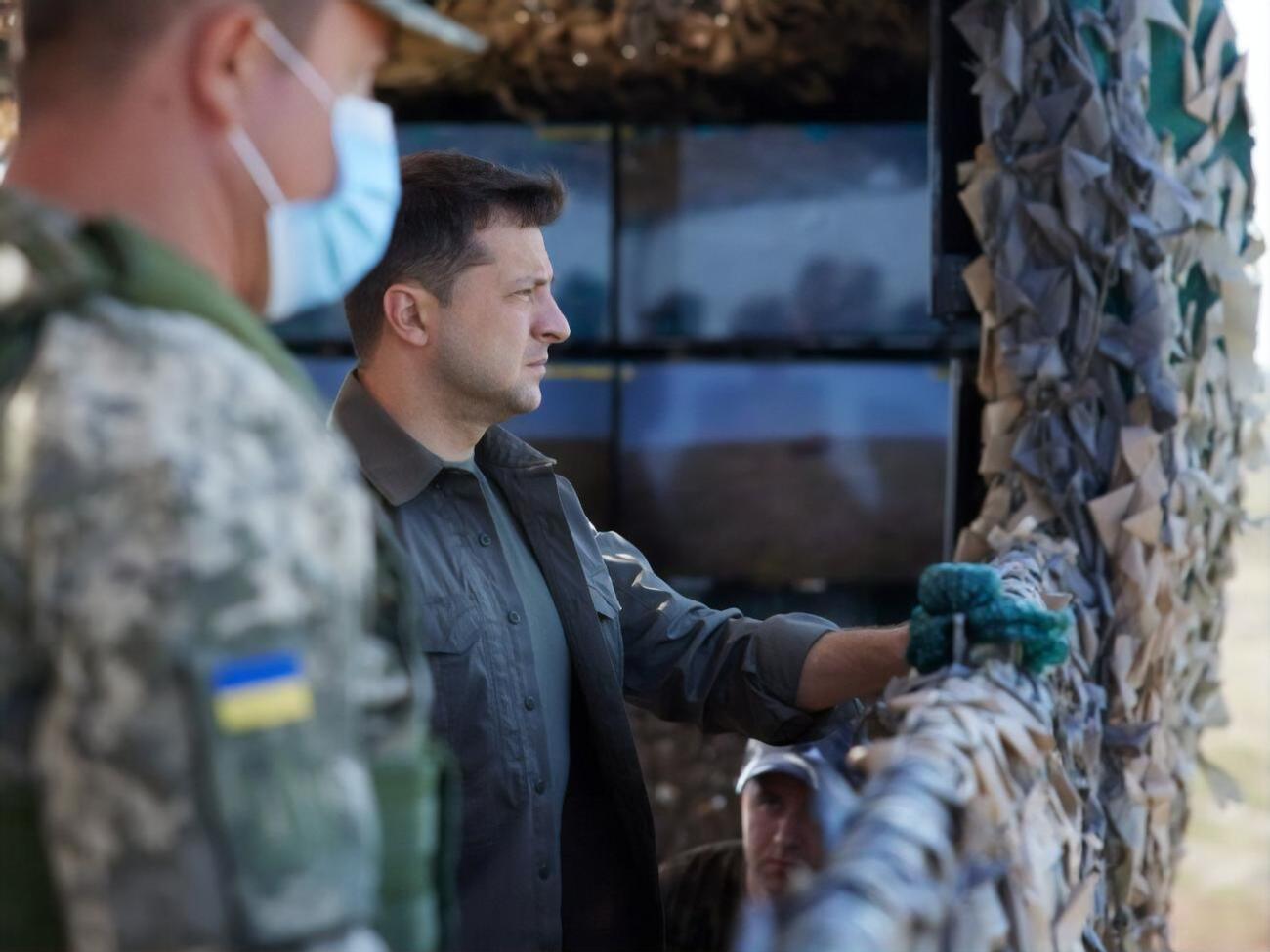 Зеленский &ndash; местным властям: За две недели сделайте, у нас нет времени что-то искать, решать, играться в политику. В противном случае будут кадровые решения