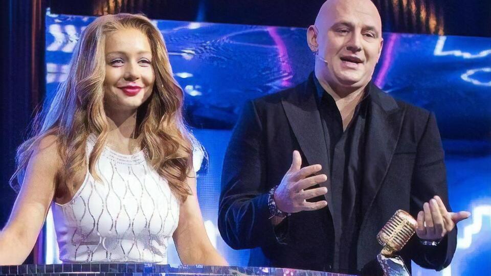 В первом сезоне шоу "Липсинк Батл" соведущей Потапа была Тина Кароль