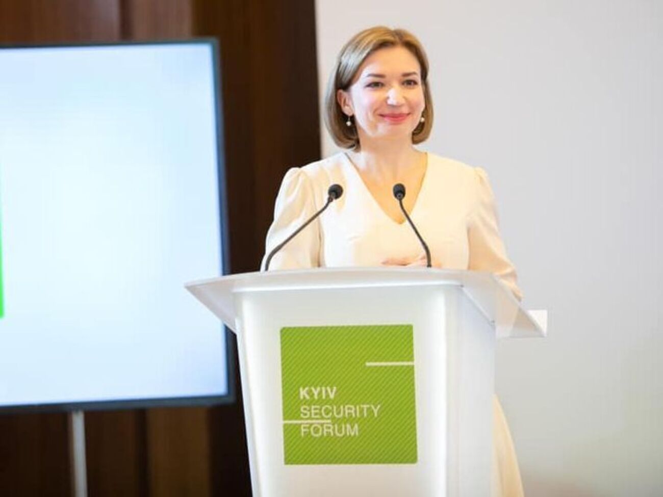 Якщо росіяни намагаються трактувати Мінські домовленості, то це питання їхньої уяви, а для України аргументом повинно бути її законодавство