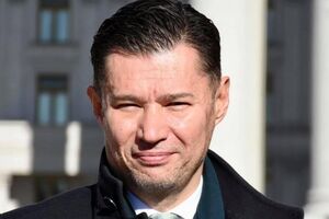 Все путинские инвестиции в обман мира, все эти Russia Today и "спутники" пошли коту под хвост