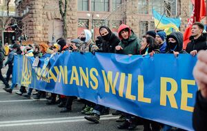 Участь у ході брало приблизно 1,5 тис. осіб