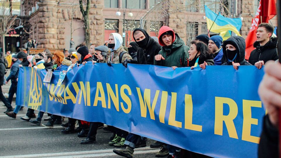 Участь у ході брало приблизно 1,5 тис. осіб