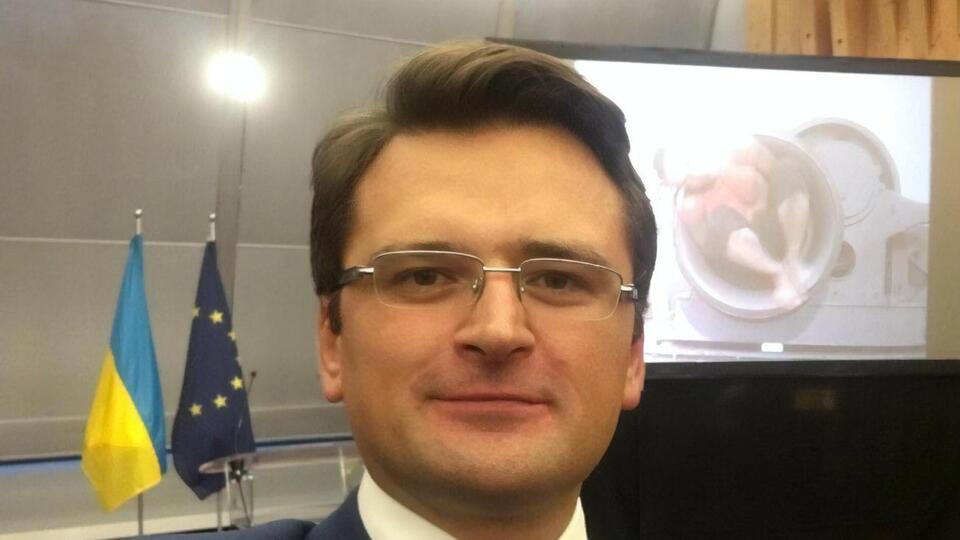 Кулеба: Украина готова к любому сценарию развития событий
