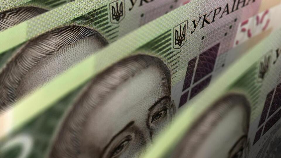 Курс гривны к основным валютам понизился