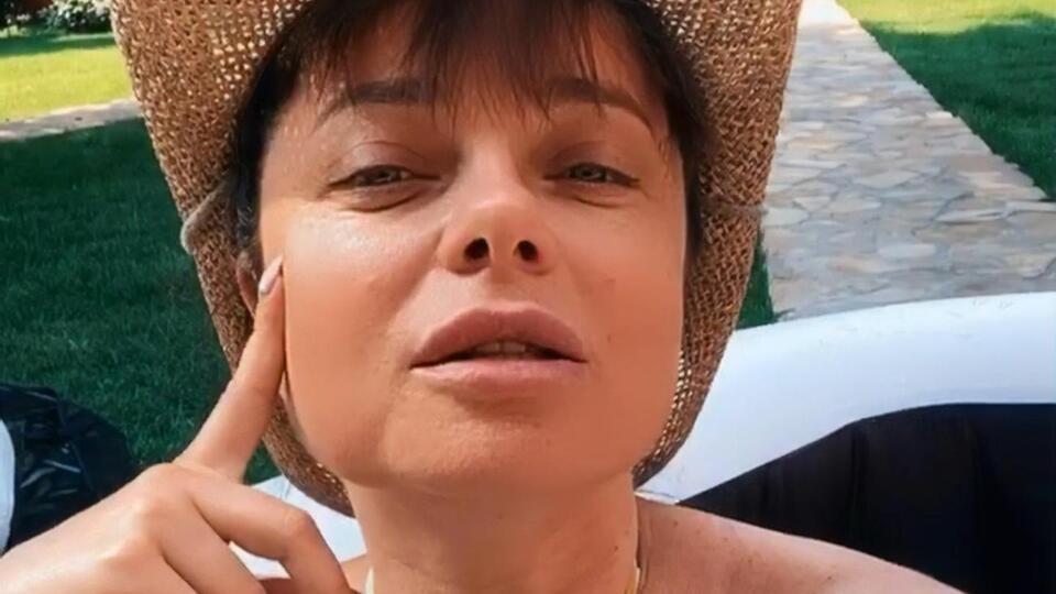 Королева: Я же мать, и я умею удивлять