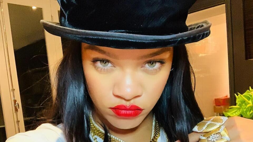 Рианна ждет первенца