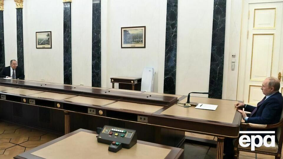 Путін прийняв міністрів у Кремлі