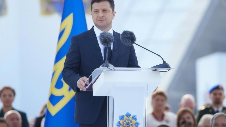 Зеленський: На нас з неба дивляться 14 тис. захисників, захисниць та мирних громадян, які загинули в цій війні, і ми не зрадимо їхню пам'ять