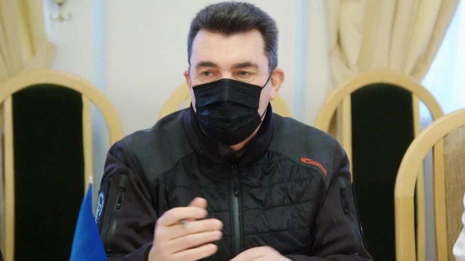 Данілов закликав "уважно та обережно ставитися до інформаційних потоків" на території України