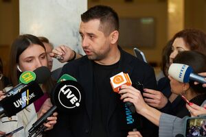 Арахамія: Я думаю, що зараз іде велика спроба зробити новий договір колективної безпеки. І Україна дуже вчасно сталася