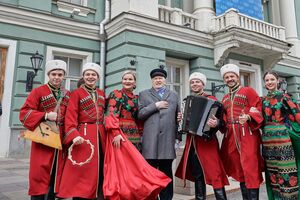 Російські ЗМІ повідомляли про тяжкий стан Жириновського