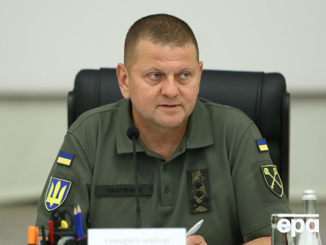 Кількість російських військових поблизу кордону України становить трохи більше ніж 120 тис. осіб, зазначив Залужний