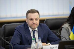 Планы об эвакуации населения в случае вторжения РФ существуют на бумаге, отметил Монастырский