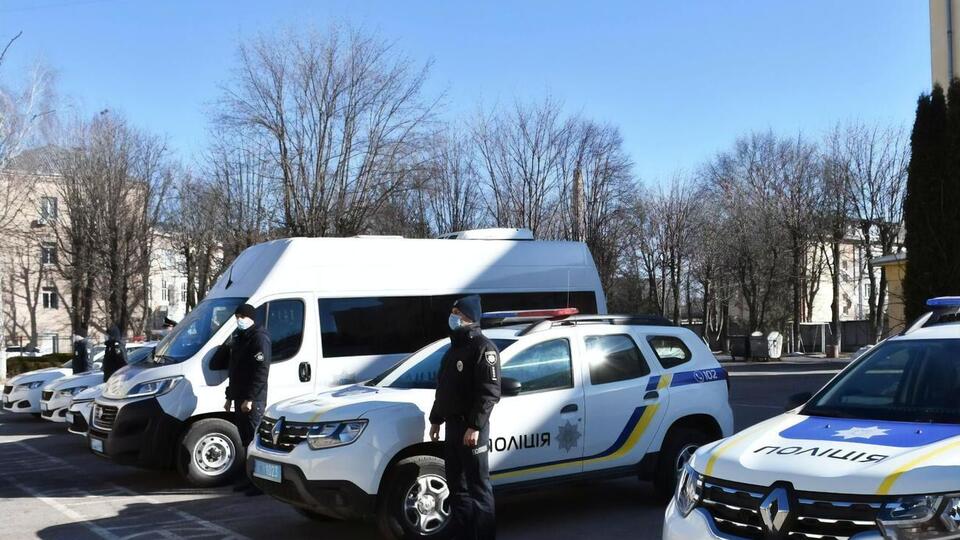 Із 14-го до 19 лютого особовий склад Національної поліції України переведено на посилений режим несення служби