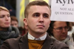 13 февраля Ткач сообщил, что на него и его съемочную группу напали возле ВИП-терминала аэропорта в Днепре