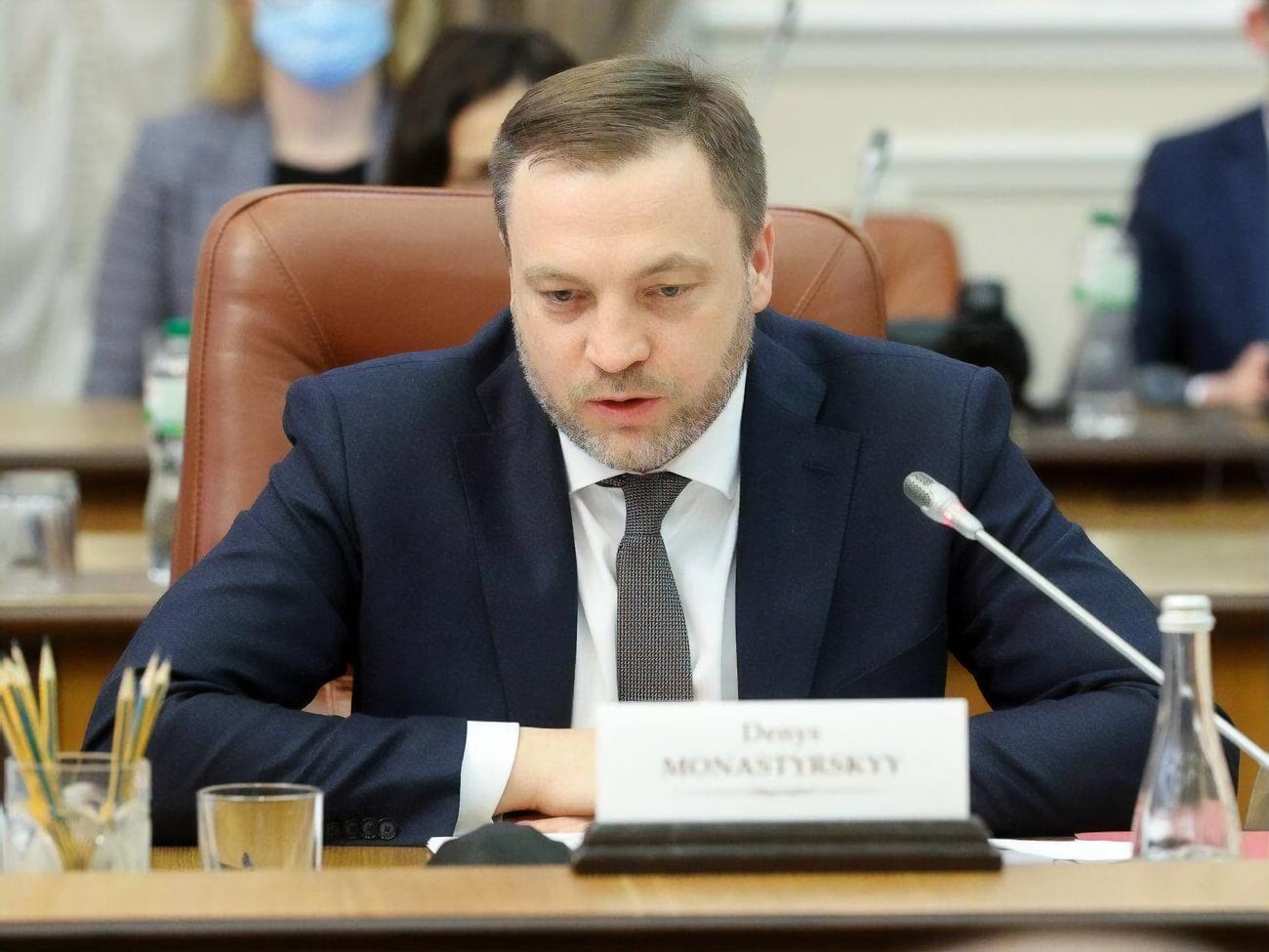 Монастырский: Мы защищаем, а не паникуем