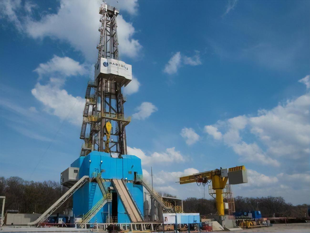 Украина занимает второе место в Европе по залежам газа, отметил Анатолий Амелин