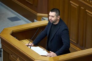 Арахамия (на фото) сказал, что Трухина и Кузьминых исключат из фракции