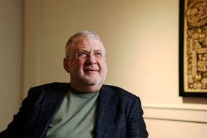 Коломойский сказал, что Ермак "намного выглядит солиднее", чем Богдан