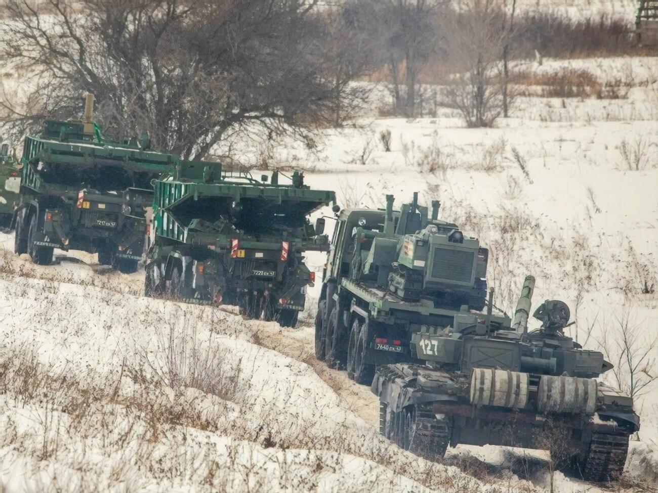 Згідно з новими даними США, чисельність російських військ на кордоні з Україною становить майже 150 тис. осіб