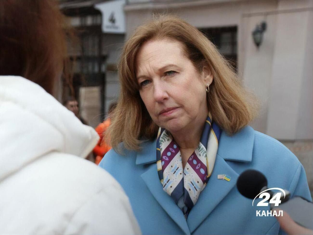 Квин надеется, что Россия в ближайшее время пойдет на деэскалацию