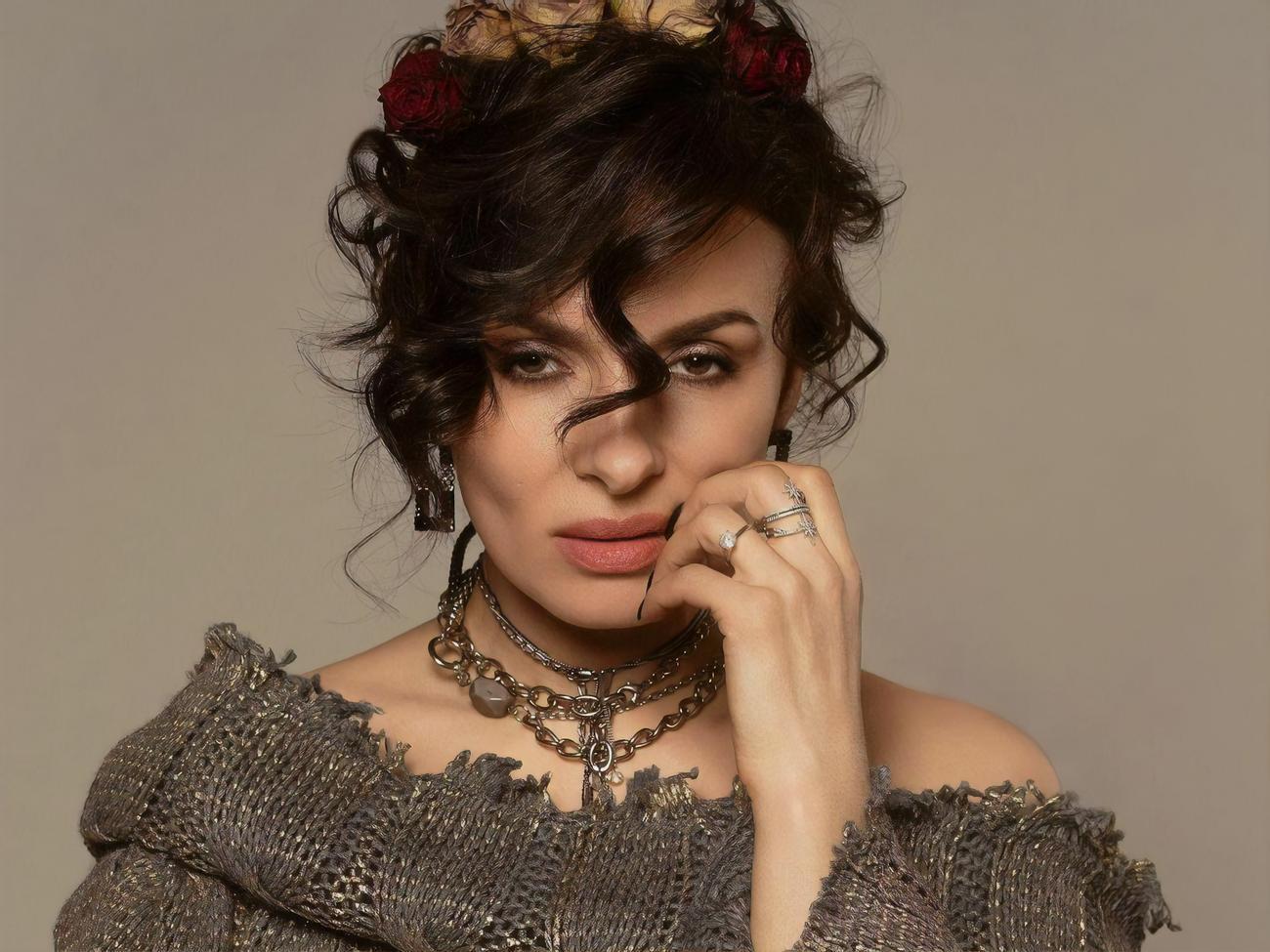 Мейхер продемонстрировала разные образы