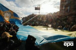 Отношение украинцев к России существенно зависит от региона, отметили социологи
