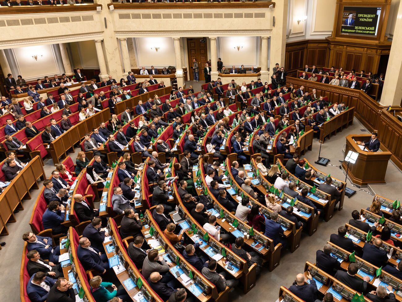 Час працювати разом на захист України від ворога, зазначили у "Слузі народу"