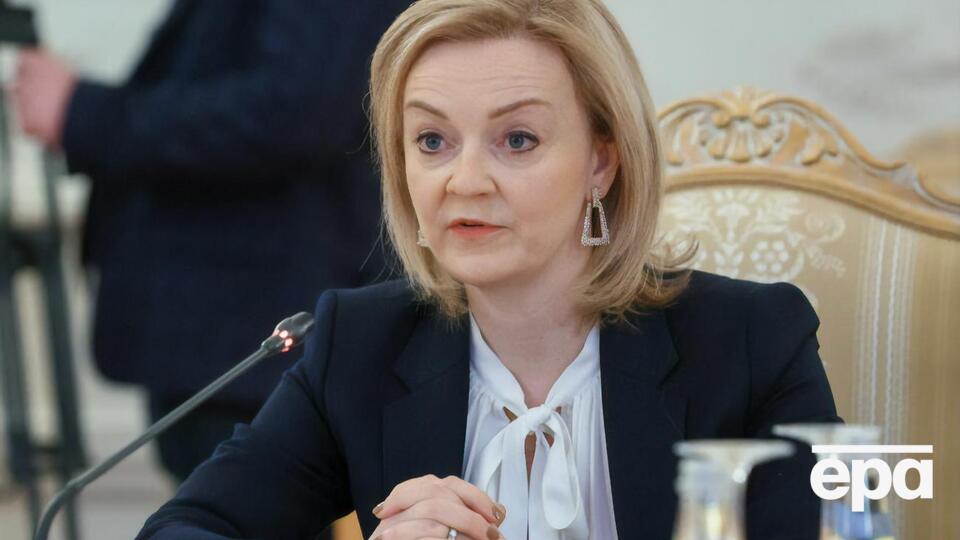 Росія має відступити від краю прірви, зазначила Трасс
