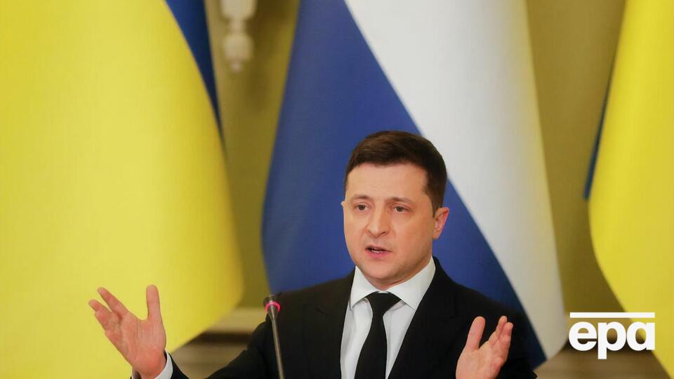 Зеленський: Але в документі має бути три-чотири-п'ять пунктів про безпеку нашої країни. Тоді це розмова