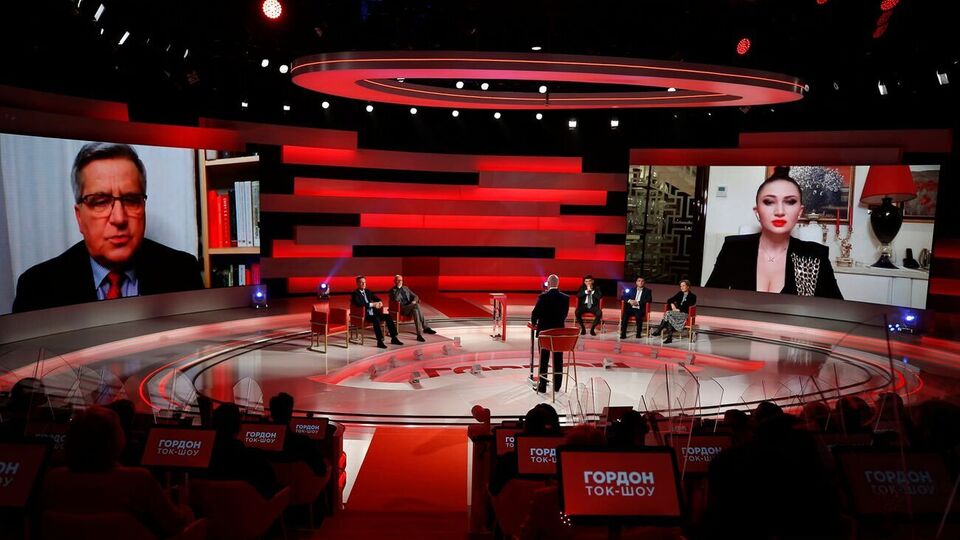 Ток-шоу Дмитрия Гордона и Алеси Бацман выходит по четвергам