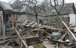 Фото наслідків обстрілу в Новозванівці опублікувала Попаснянська РДА