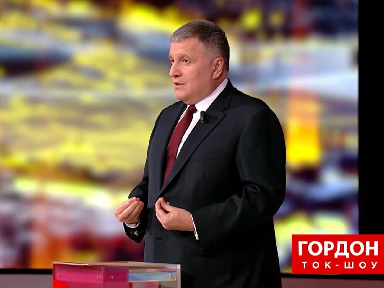 Аваков: Зеленський має прийняти, що професіоналів треба повернути у державу