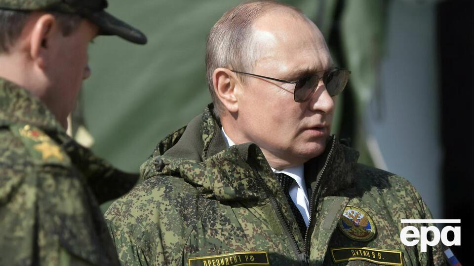 На навчаннях за участю Путіна перевірять "надійність ядерних та неядерних сил", заявили в міноборони РФ