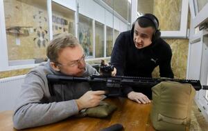 Мер Львова розповів, що у Львові є 6 тис. укриттів, і визнав, що у деяких із них сьогодні працюють ресторани