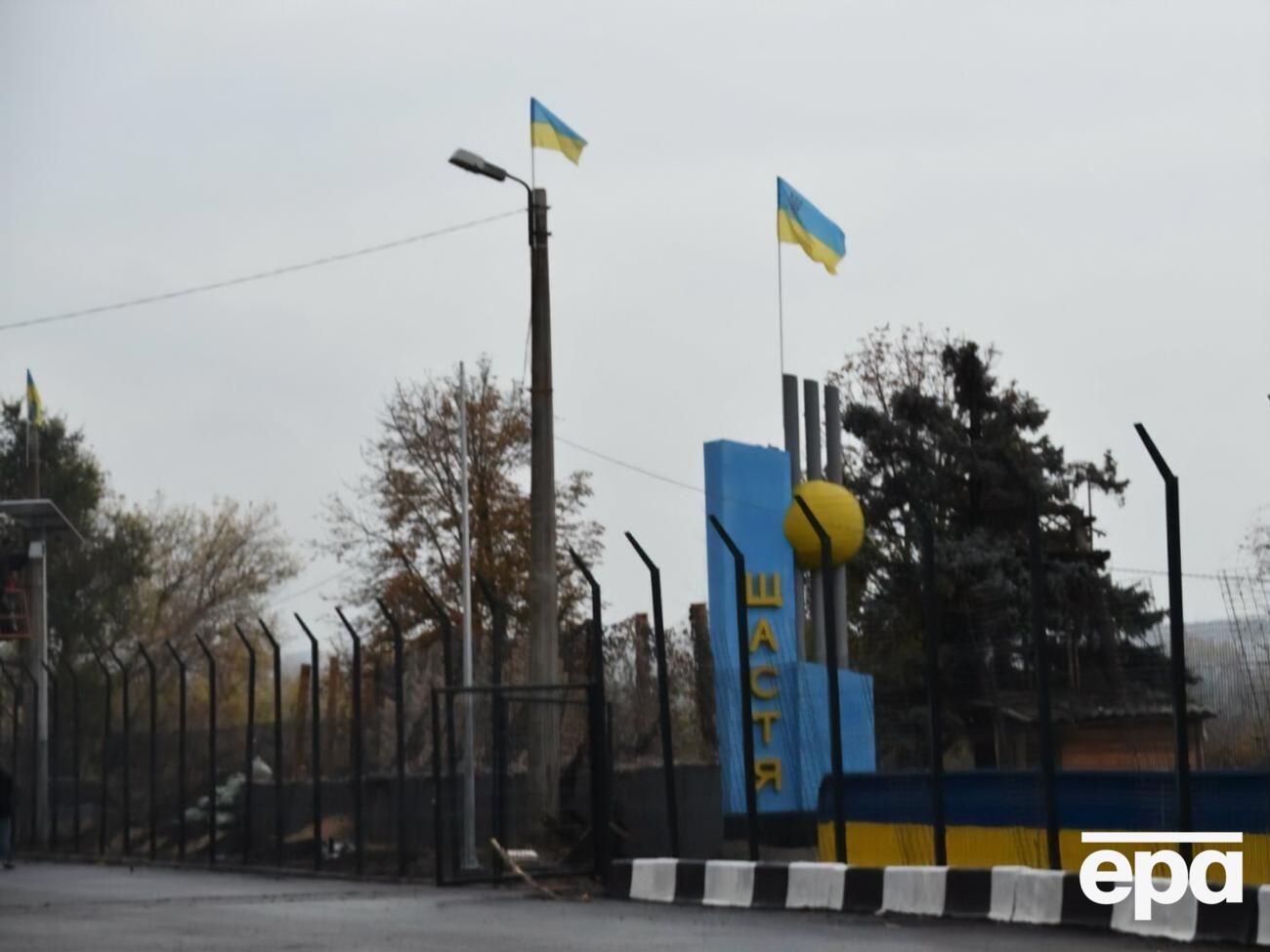 Боевики обстреляли колонну с гуманитарной помощью&nbsp;на КПВВ "Счастье"