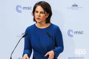 Бербок: Ми розглядаємо кожне прохання України