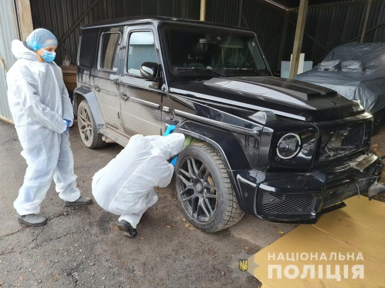 Автомобили из кортежа Ярославского осмотрели киевские эксперты