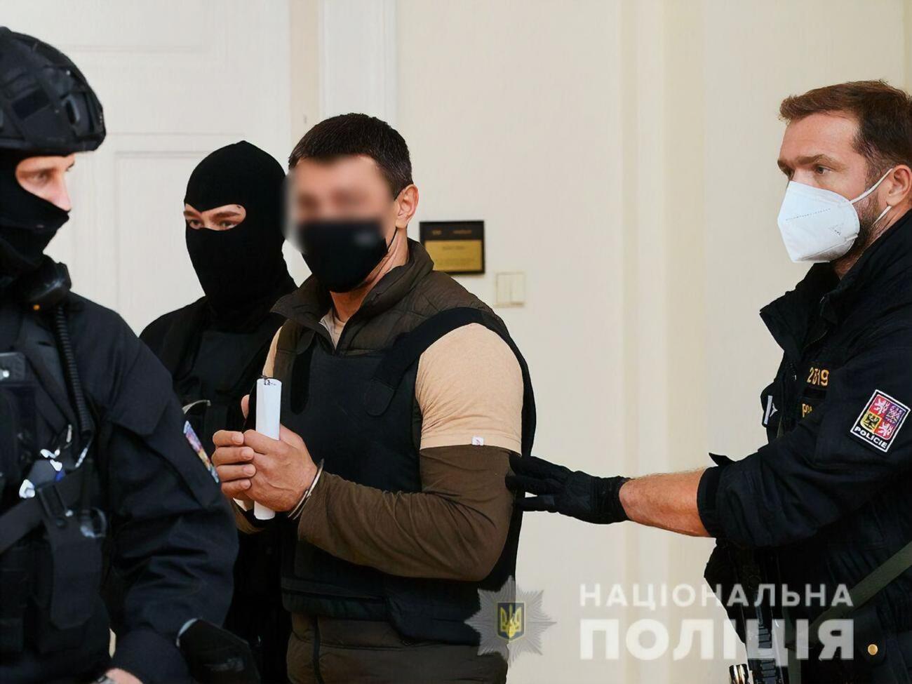 Франчетти&nbsp;планируют привлечь к ответственности за участие в незаконном вооруженном формировании