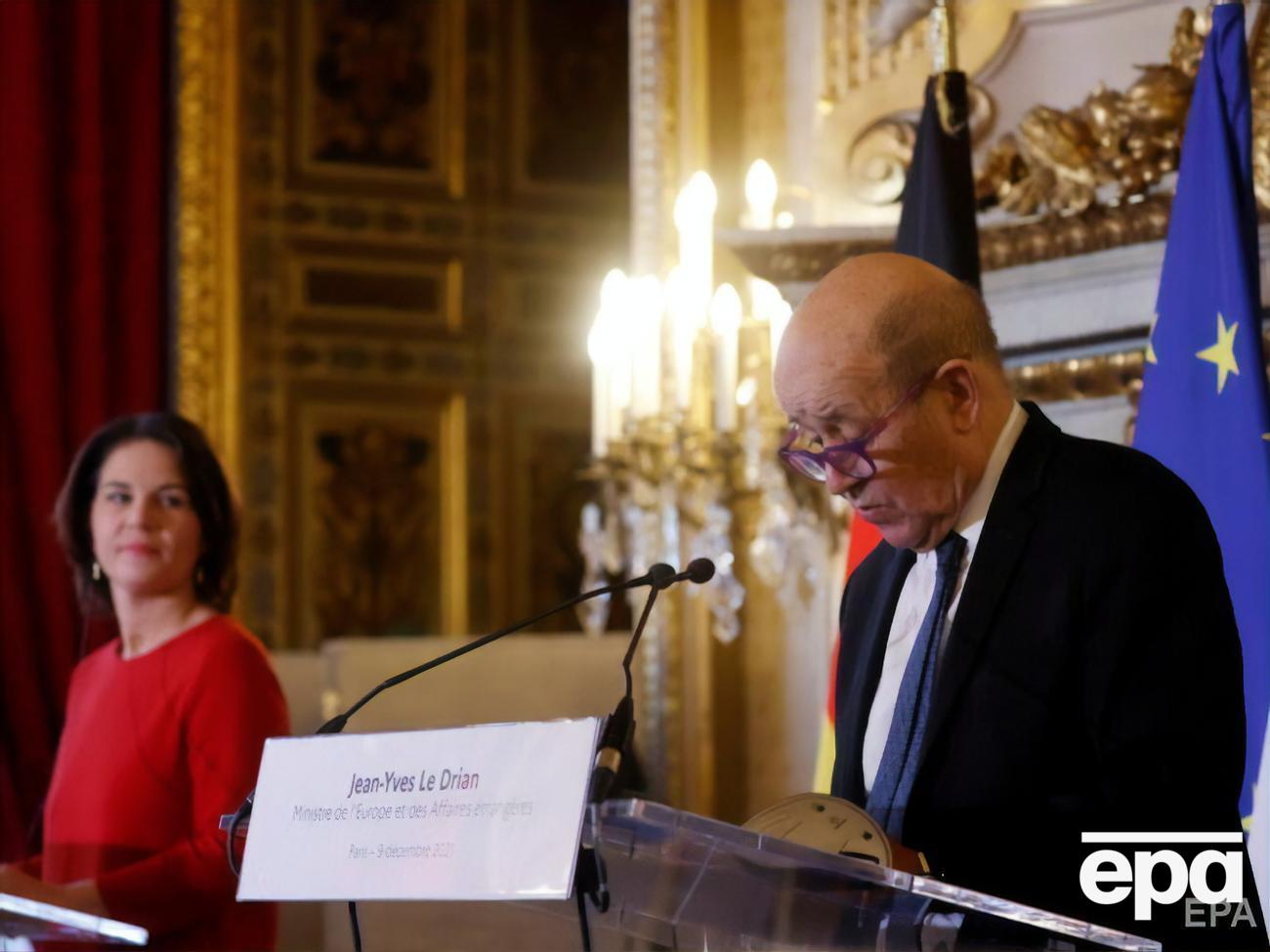 Бербок и Ле Дриан призвали Россию "использовать свое влияние" на "ЛДНР" для&nbsp;деэскалации ситуации