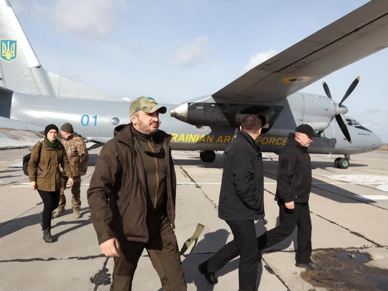 Група українських нардепів сьогодні вирушила на Донбас