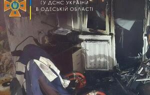 Пожар прозошел на улице академика Филатова ночью
