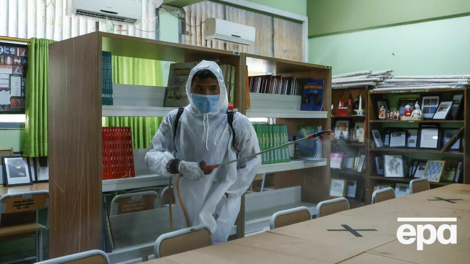 По предварительным данным, новый вариант "Омикрона" является более заразным