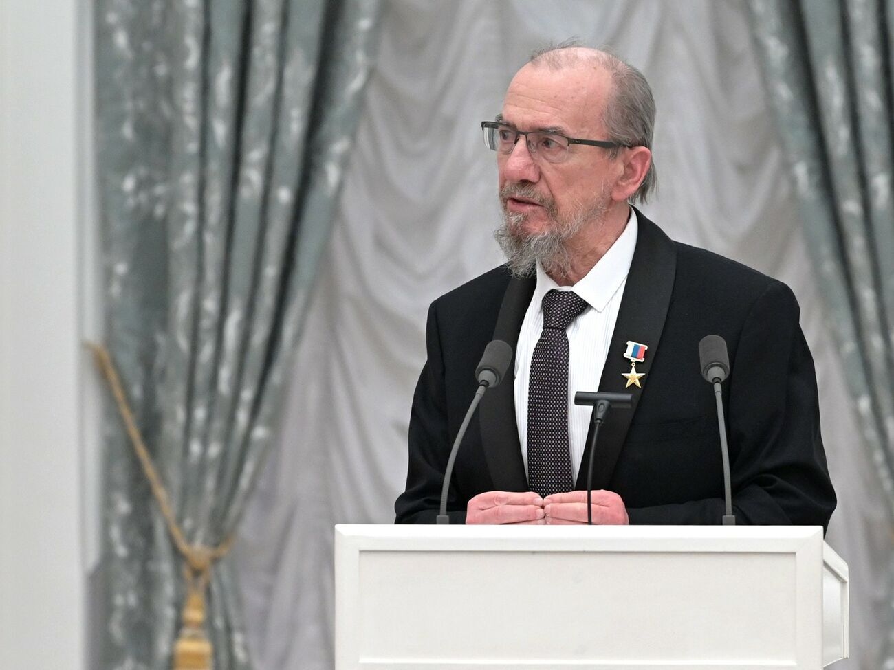 Захарченко заявил, что "спасение Путина &ndash; это спасение мира"